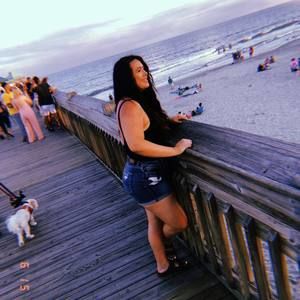 Meet your Posher, Kelly